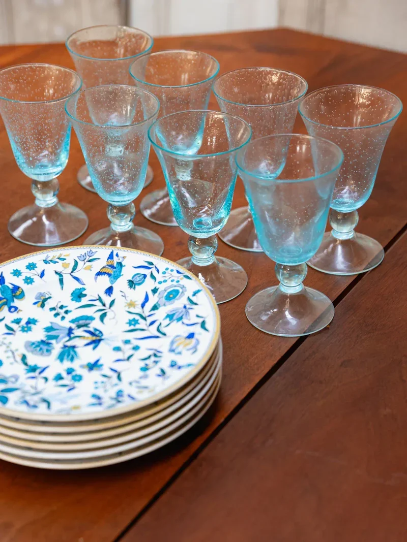 Eugène, le lot de 8 verres bleus N°219