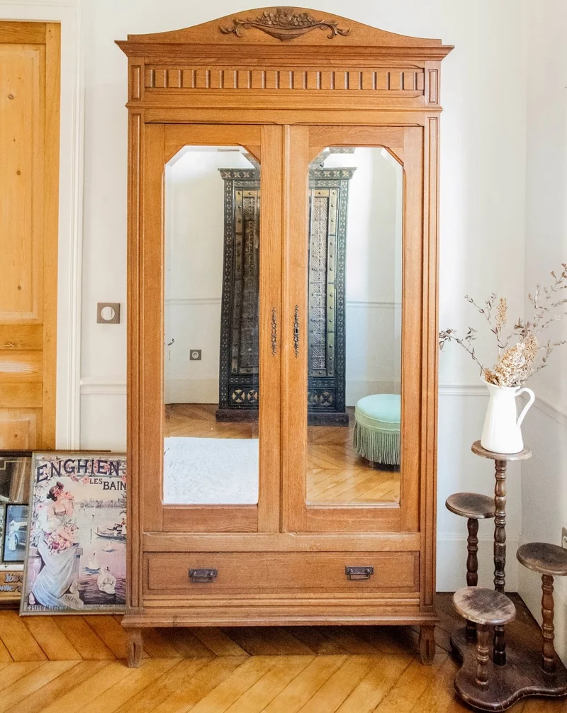 Blandine, l'armoire en chêne massif Art déco N°364