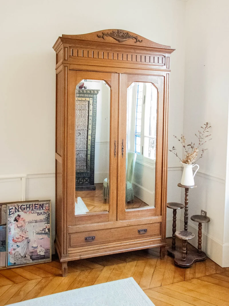 Blandine, l'armoire en chêne massif Art déco N°364