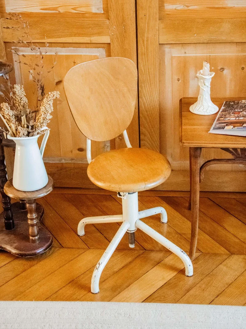 Ernestine, la chaise pour enfant pivotante N°301