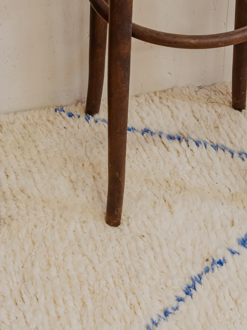 Gaston, le tabouret de bar en bois et cannage N°139
