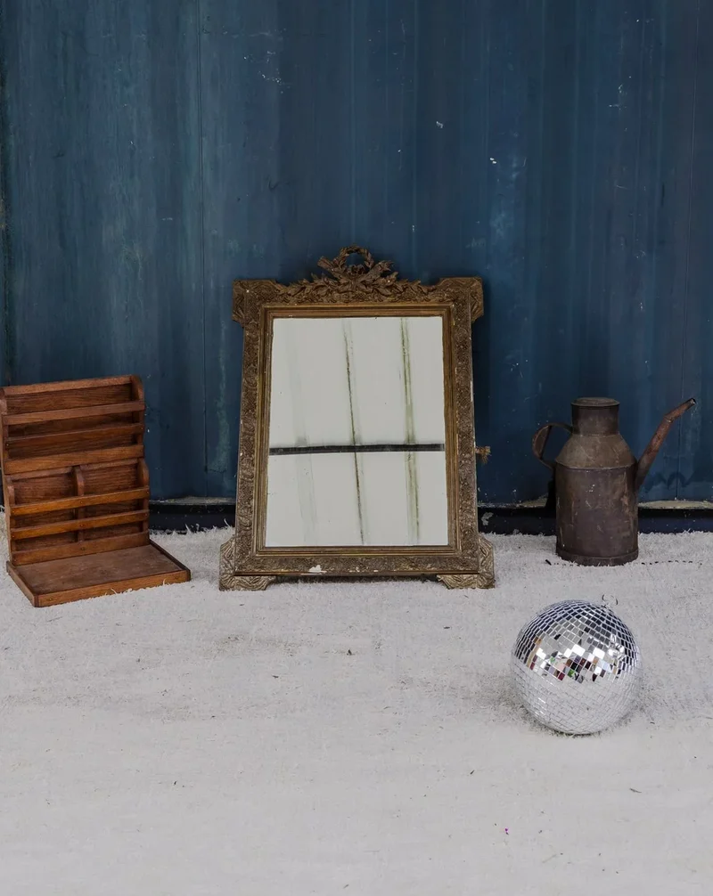 Georges, le miroir ancien N°1012