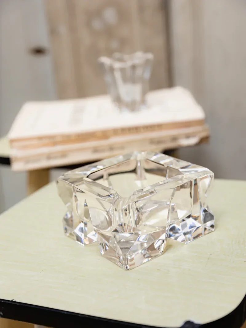 Patrice, le grand cendrier carré en cristal N°66