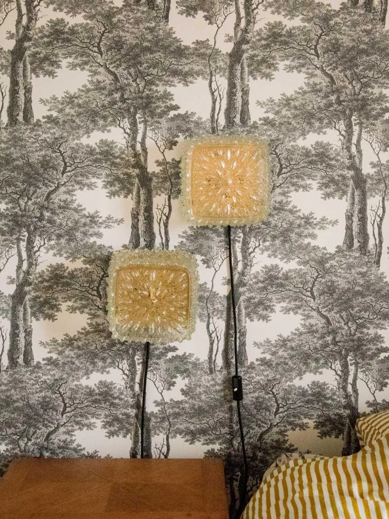 Suzette, l'applique murale carrée en verre N°179