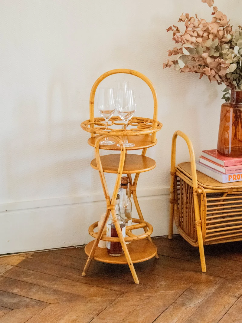 Hanna, la table d'appoint apéritive en rotin N°1243