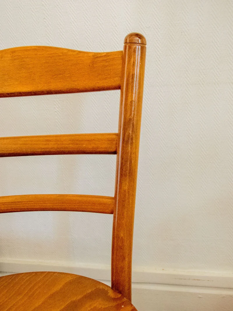 Claude, la chaise bistrot en bois clair N°1038
