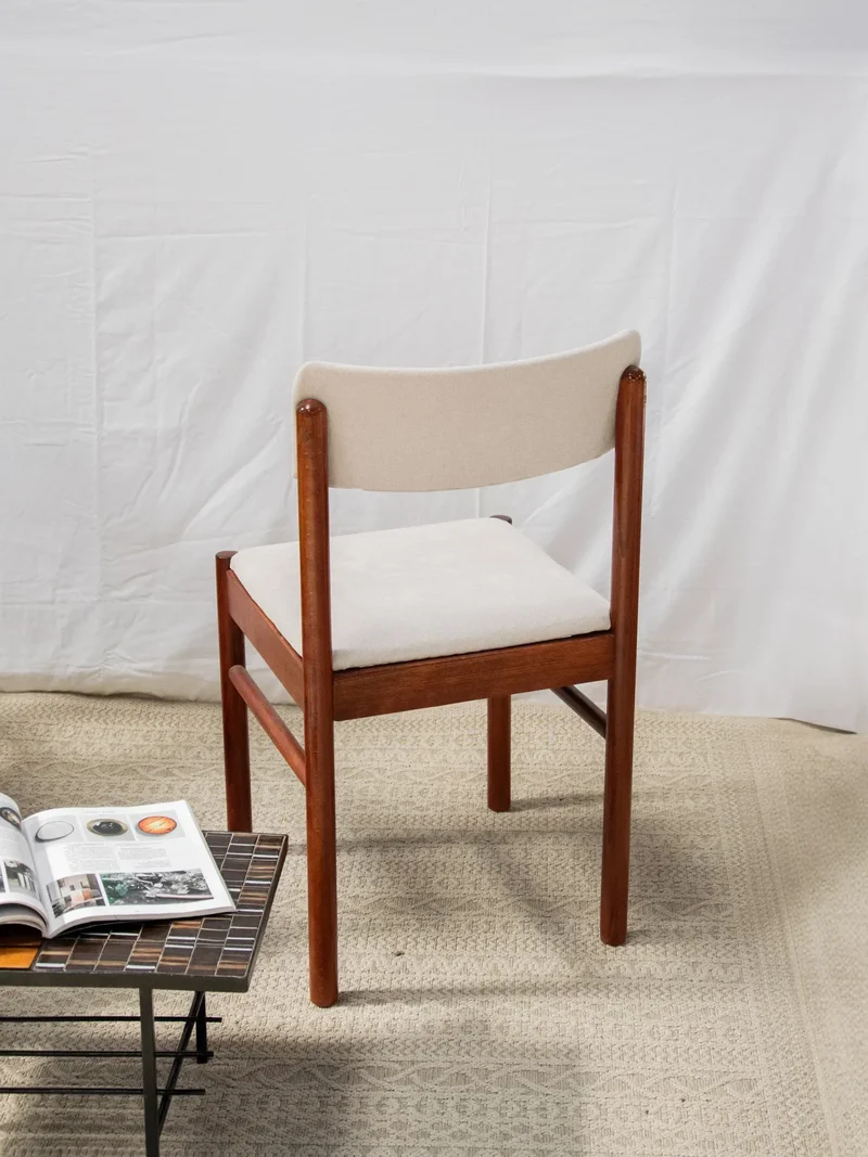 Alma, la chaise Baumann en tissu N°836