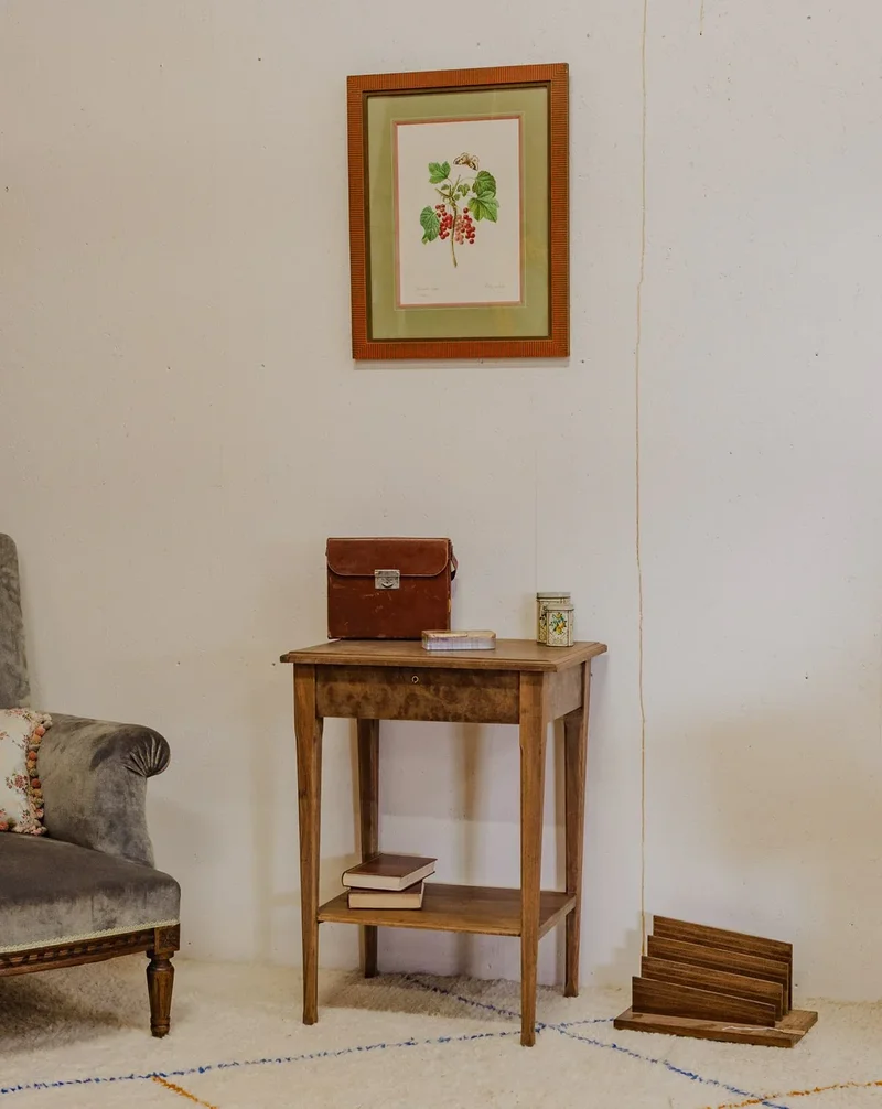 Brigitte, la travailleuse vintage en bois N°156