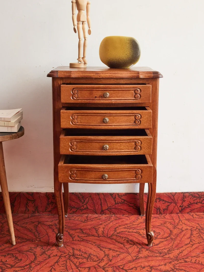 Odile, la table de chevet en bois N°1210