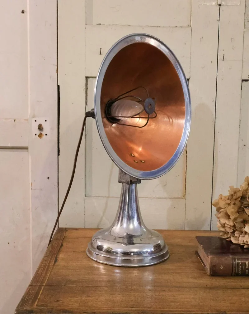 Suzanne, la lampe chromée en cuivre N°492