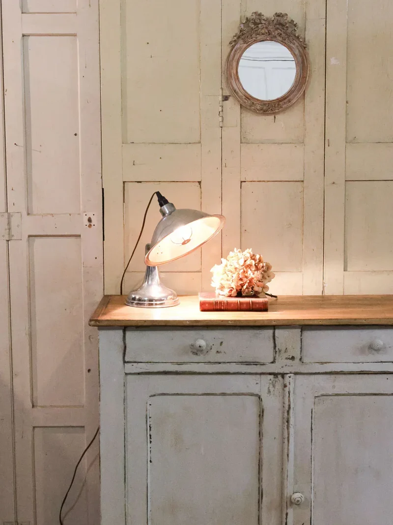 Suzanne, la lampe chromée en cuivre N°492
