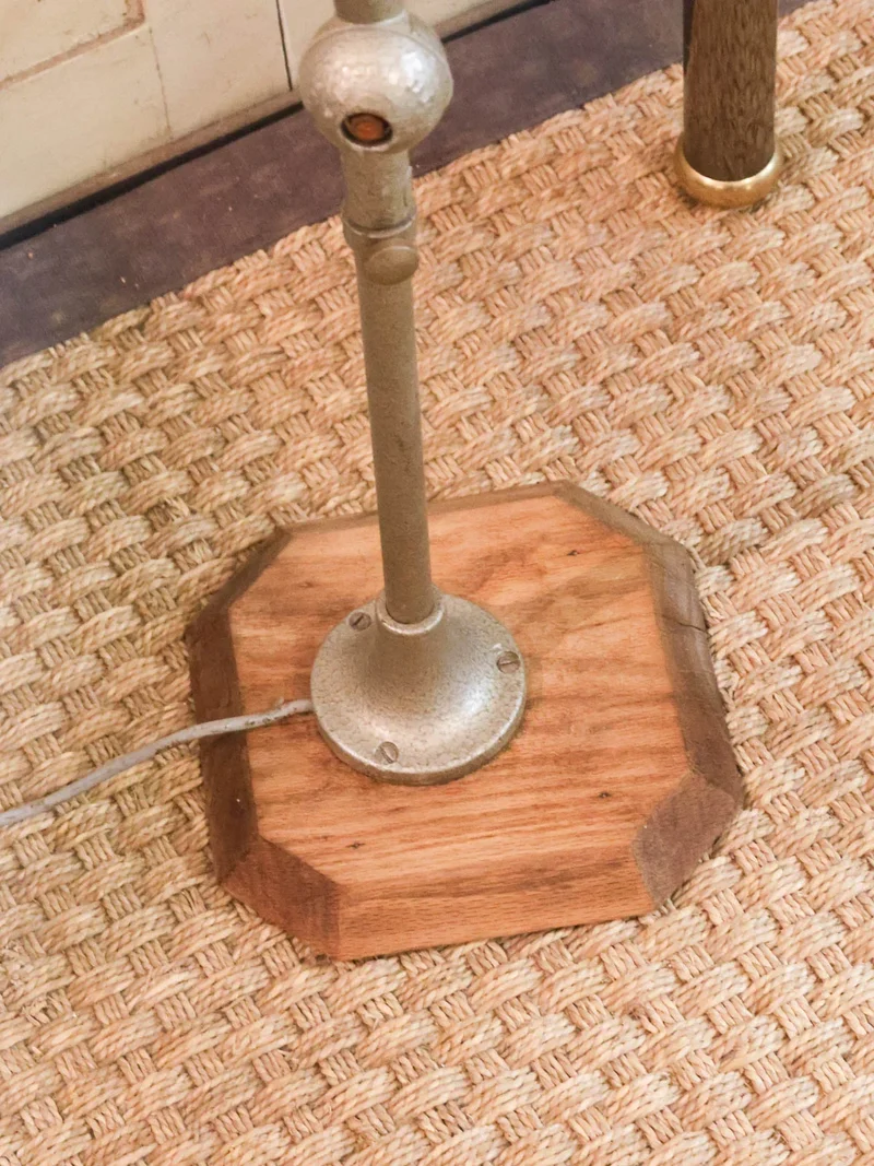Julien, le lampadaire en métal ajustable N°328