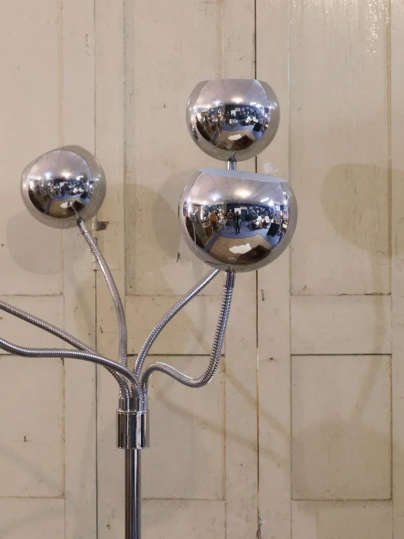 Julien, le grande lampadaire méduse chromé N°329