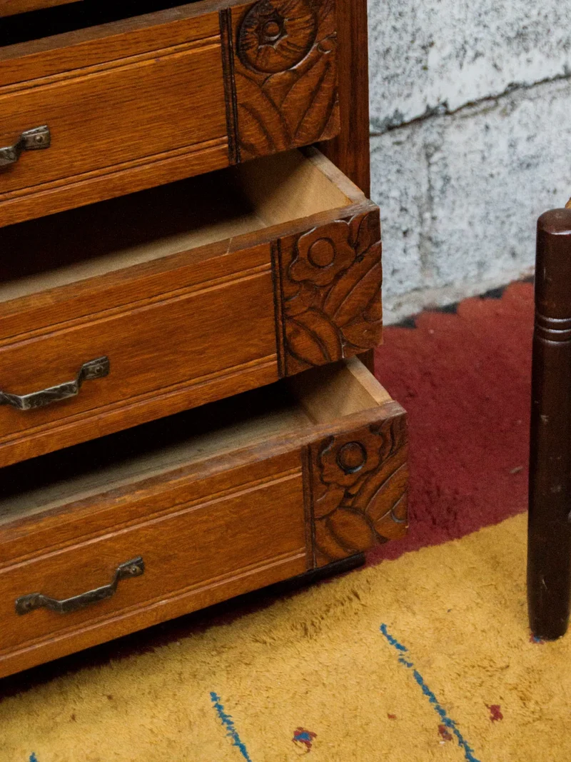 Garance, la commode Art déco en bois foncé N°521