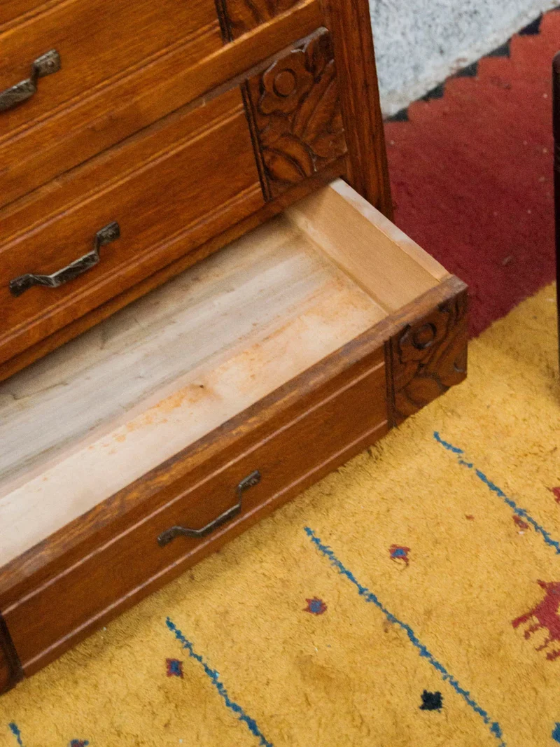 Garance, la commode Art déco en bois foncé N°521