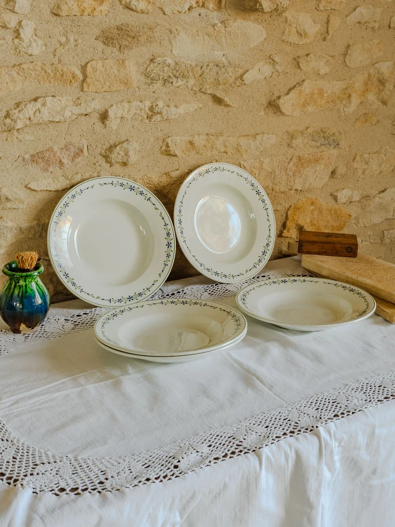 Antoinette, le lot de 5 assiettes creuses N°266