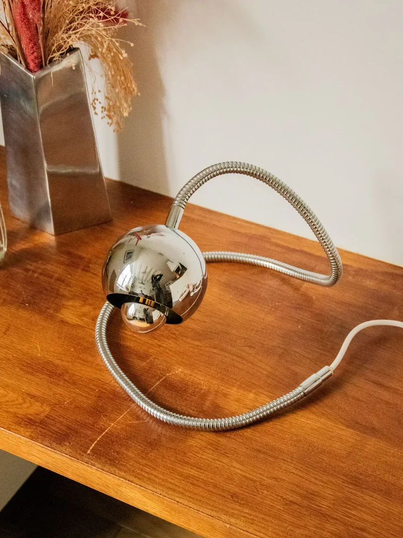 Julia, la lampe cobra Eye-ball en métal N°794
