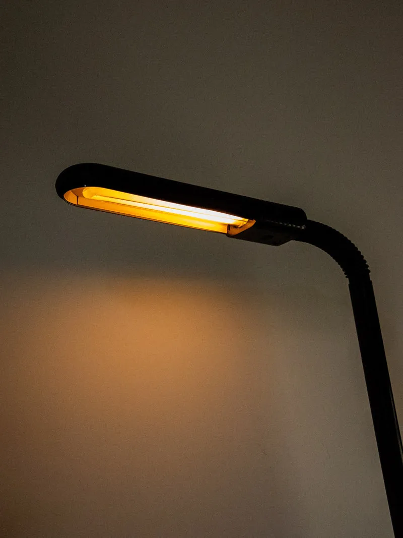 Julia, la lampe articulée en métal noir N°798