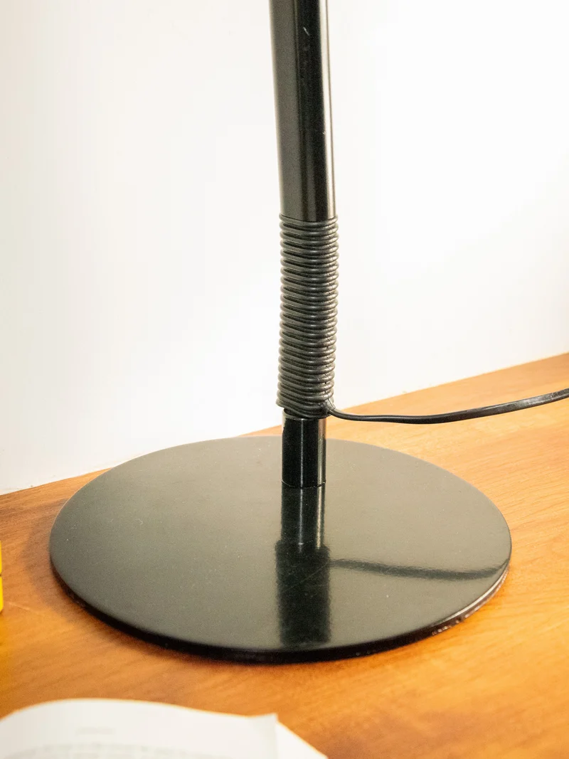 Julia, la lampe articulée en métal noir N°798