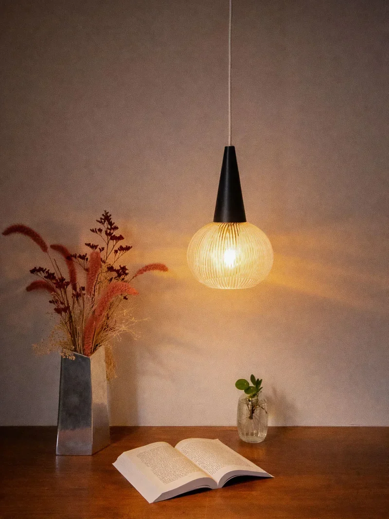 Sonia, la suspension art déco en métal et verre N°199