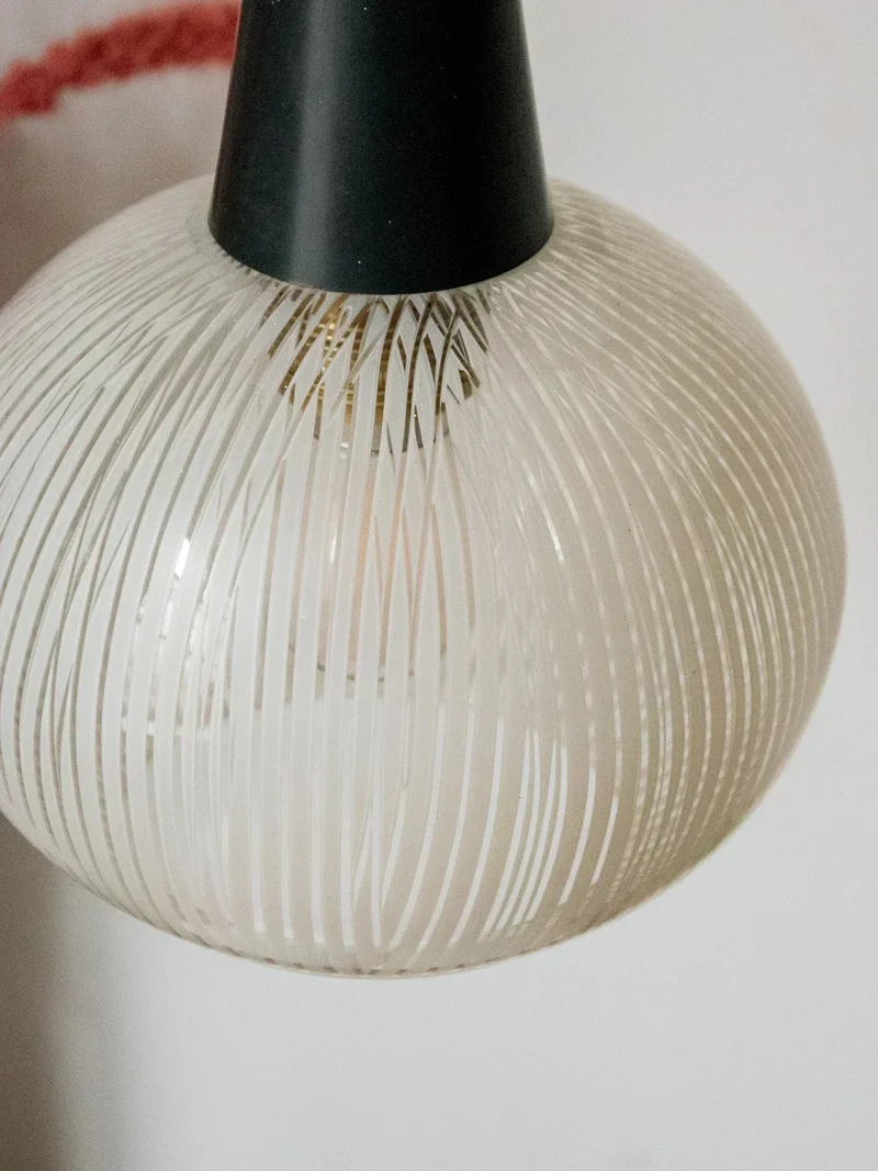 Sonia, la suspension art déco en métal et verre N°199