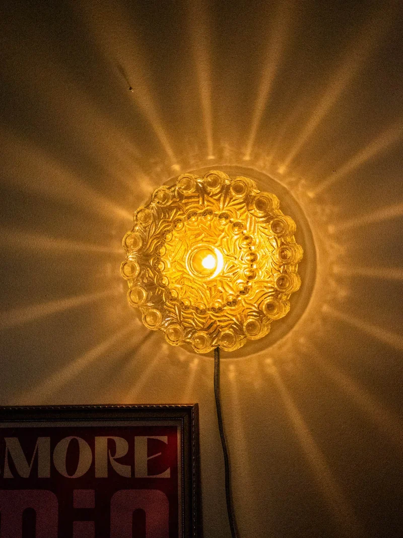 Suzette, l'applique dorée en verre N°156