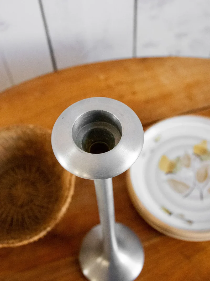 Ulysse, le bougeoir en fonte d'aluminium N°97