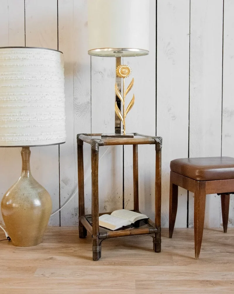 Francine, la table d'appoint en rotin et verre N°779