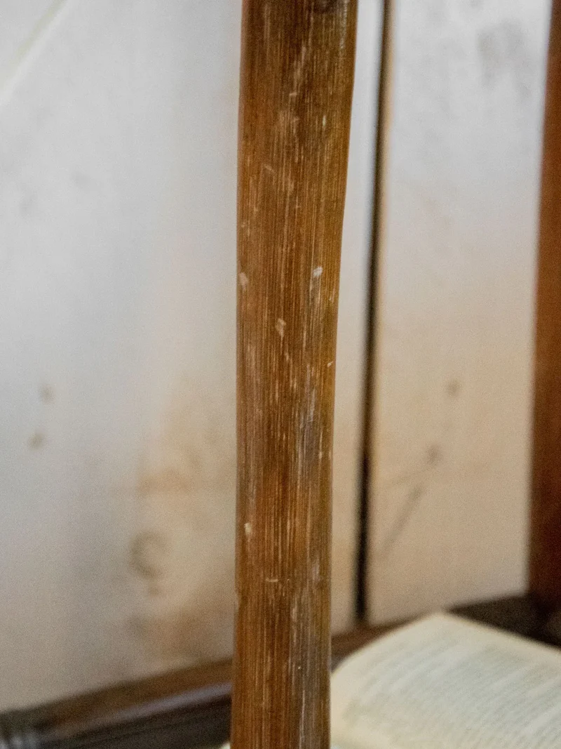 Francine, la table d'appoint en rotin et verre N°779