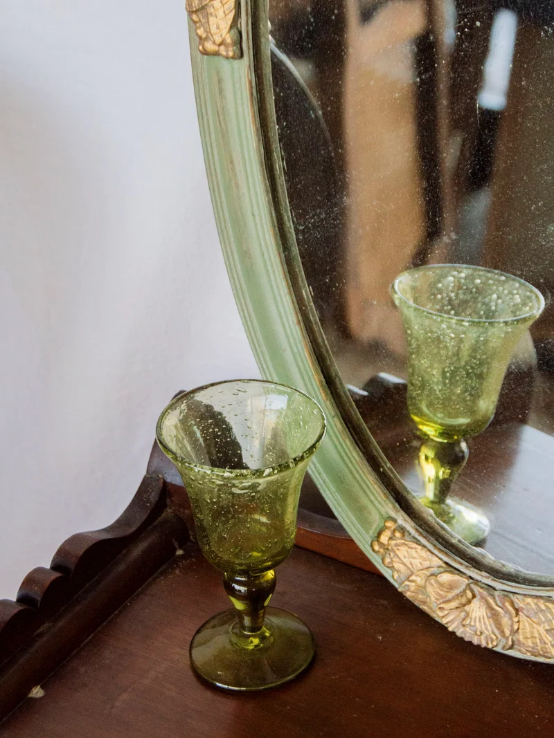 Georges, le miroir ovale en bois et dorures N°1068