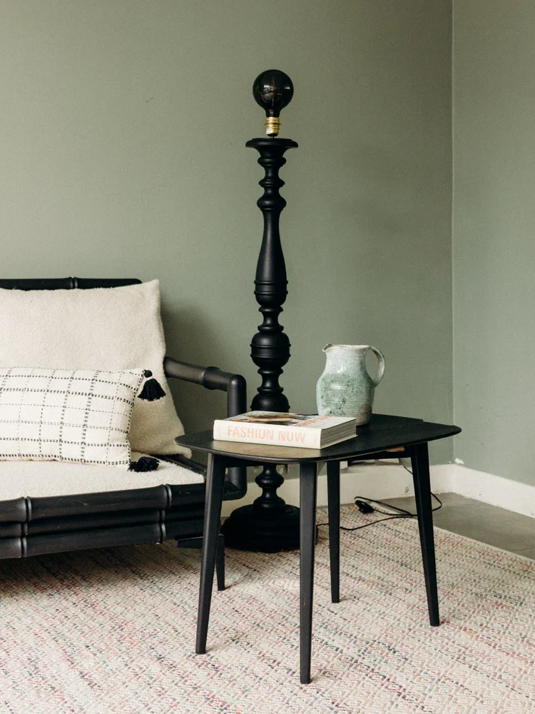 Donna, la table basse au pieds compas N°849