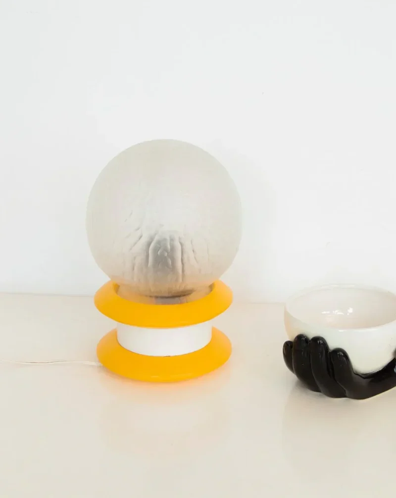 Julia, la lampe en verre jaune et blanche N°813