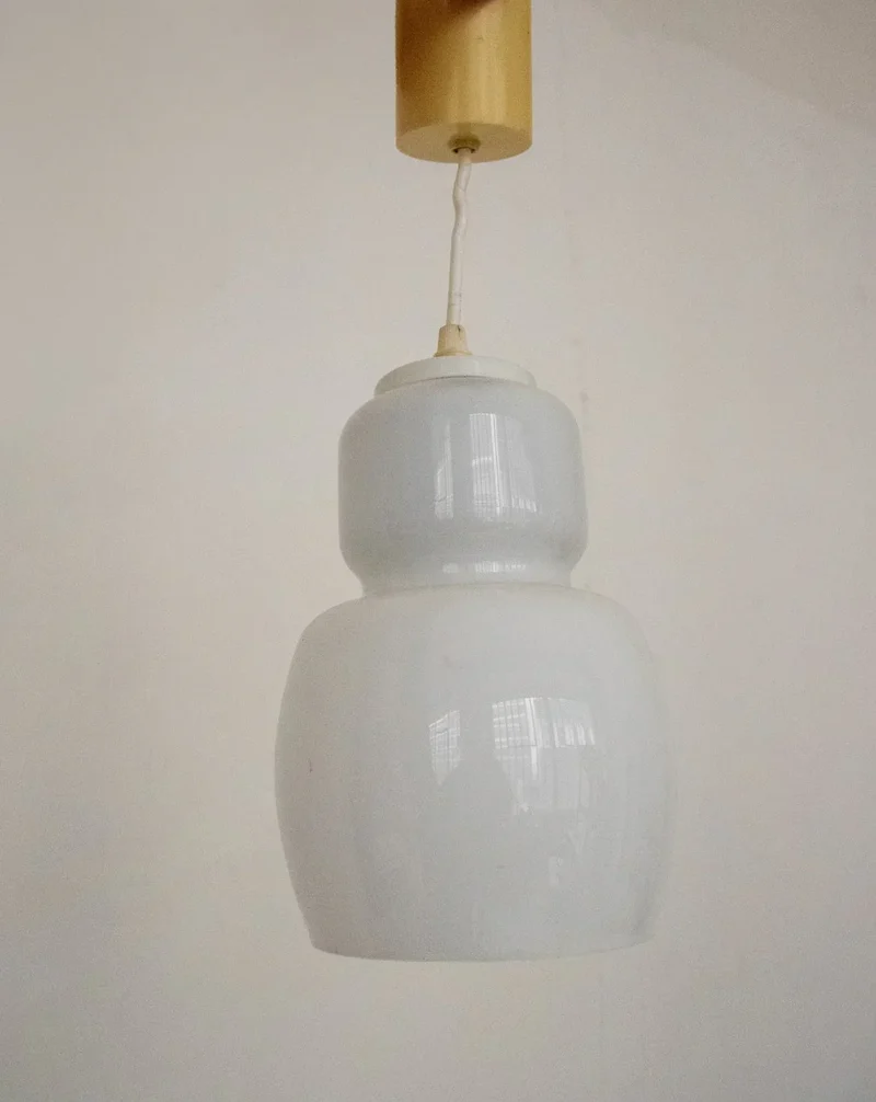Sonia, la suspension en verre d'opaline N°220