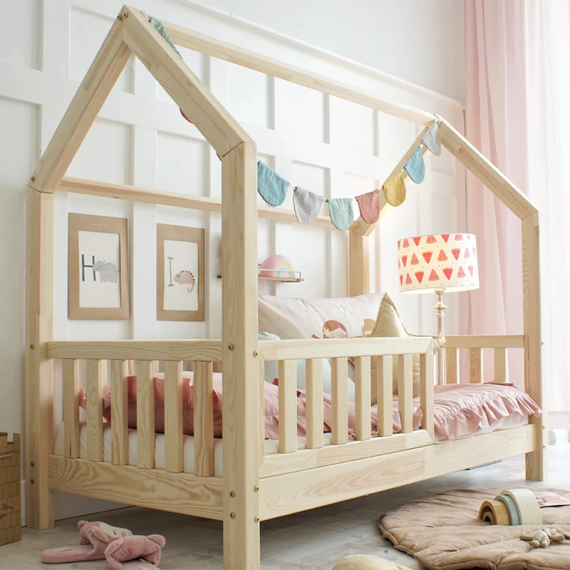 Lit cabane 80x160 barrière et sommier inclus pieds 10 cm Daisy Bois