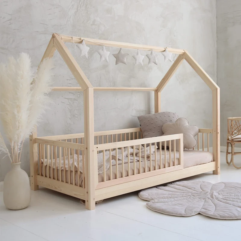 Lit cabane 80x160 barrière et sommier inclus pieds 5 cm Florie Bois