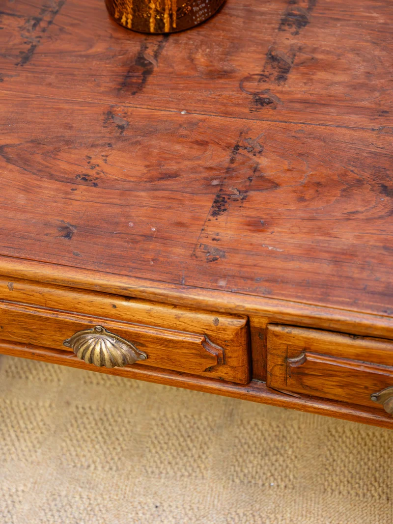 Léonie, la table basse grand format en bois exotique N°477