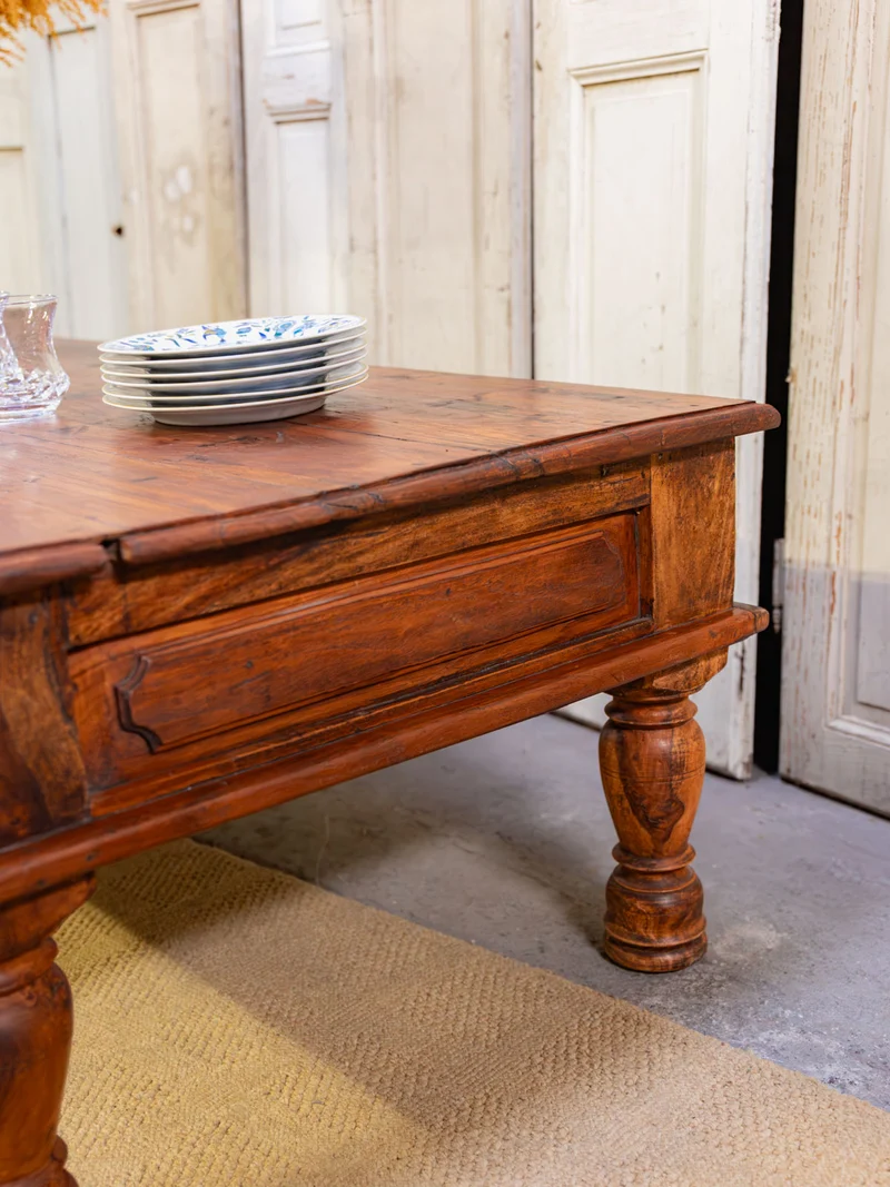Léonie, la table basse grand format en bois exotique N°477