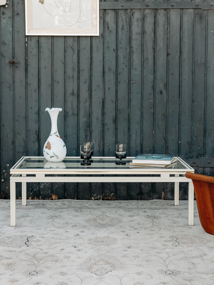 Donna, la table basse en verre et métal N°842