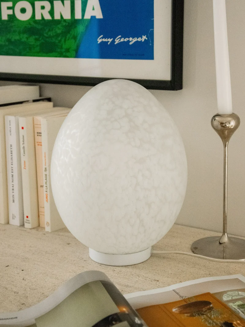 Julia, la grande lampe œuf en verre N°718