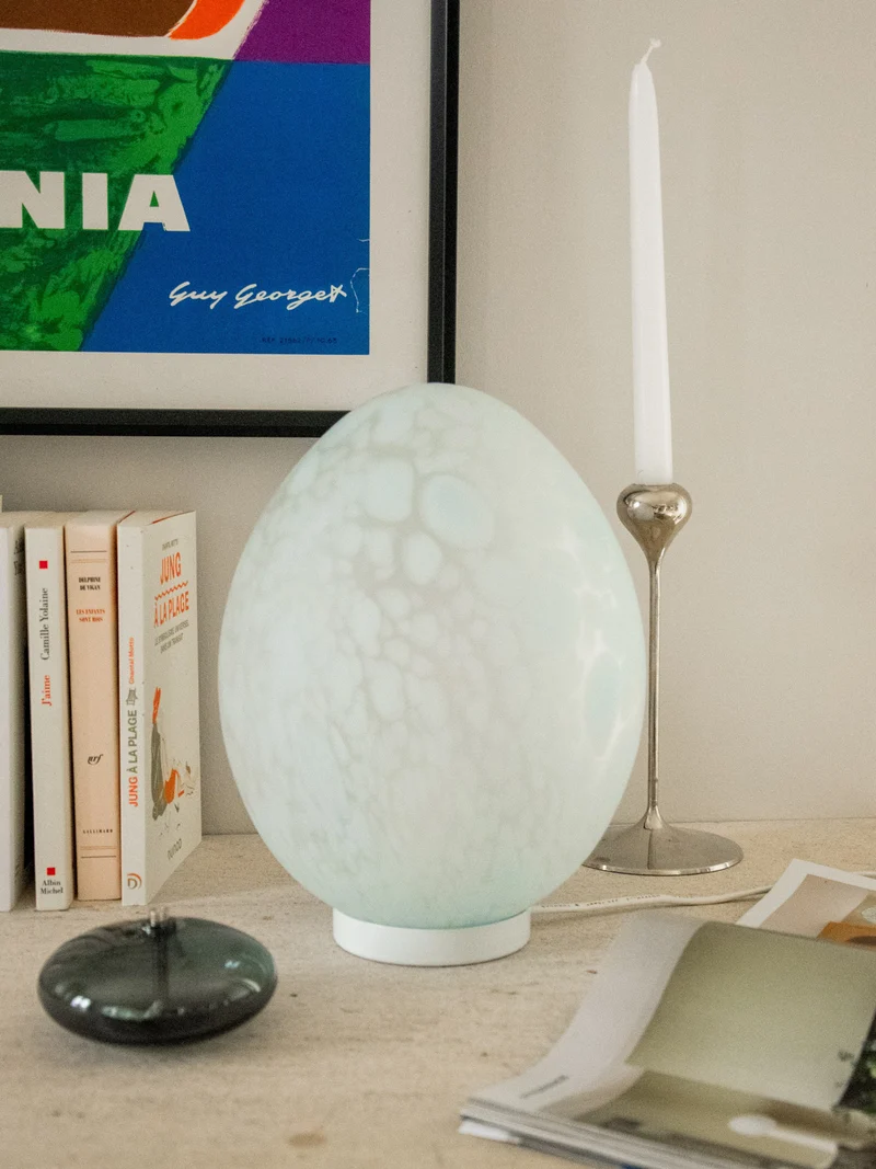 Julia, la grande lampe œuf en verre N°718