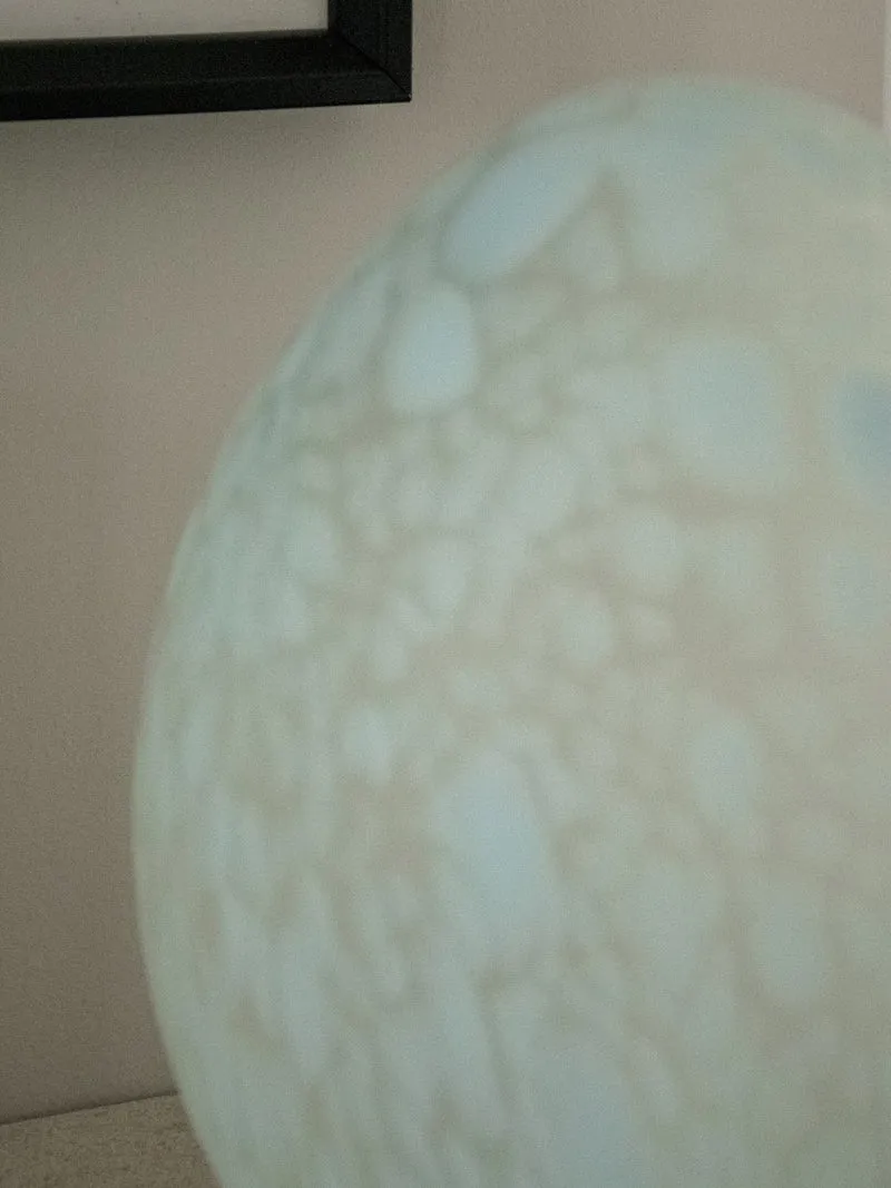 Julia, la grande lampe œuf en verre N°718