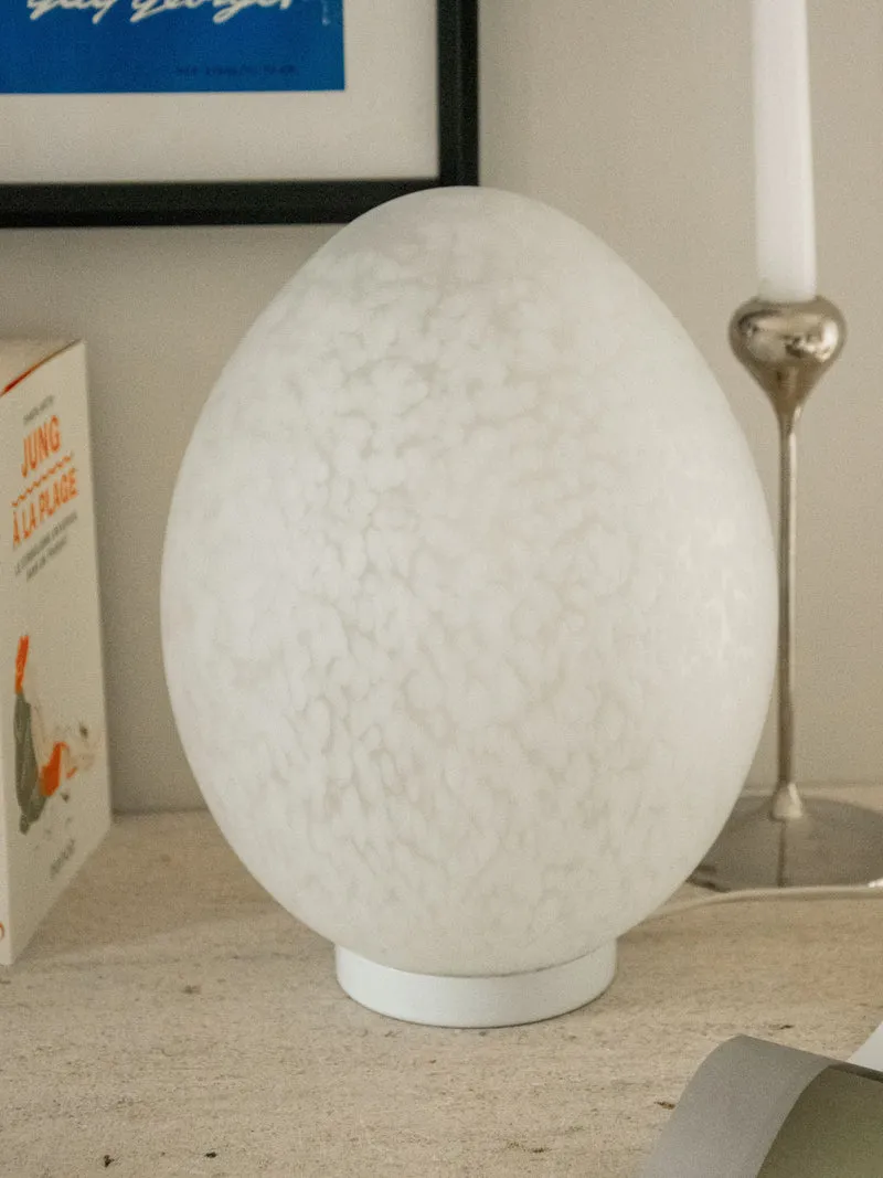 Julia, la grande lampe œuf en verre N°718