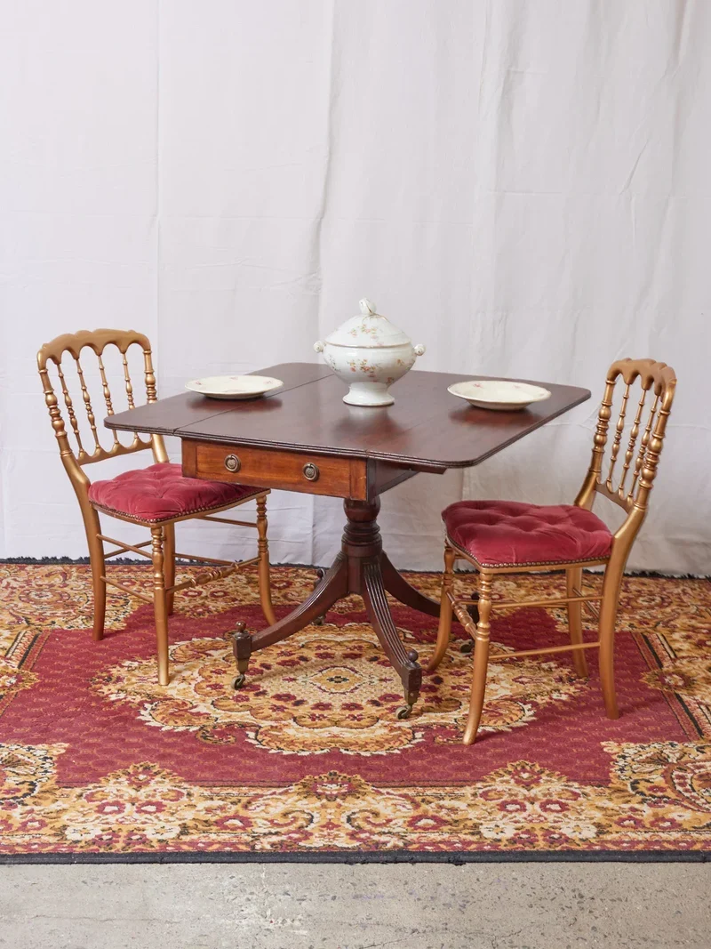 Romy, la table à manger anglaise pliante N°600
