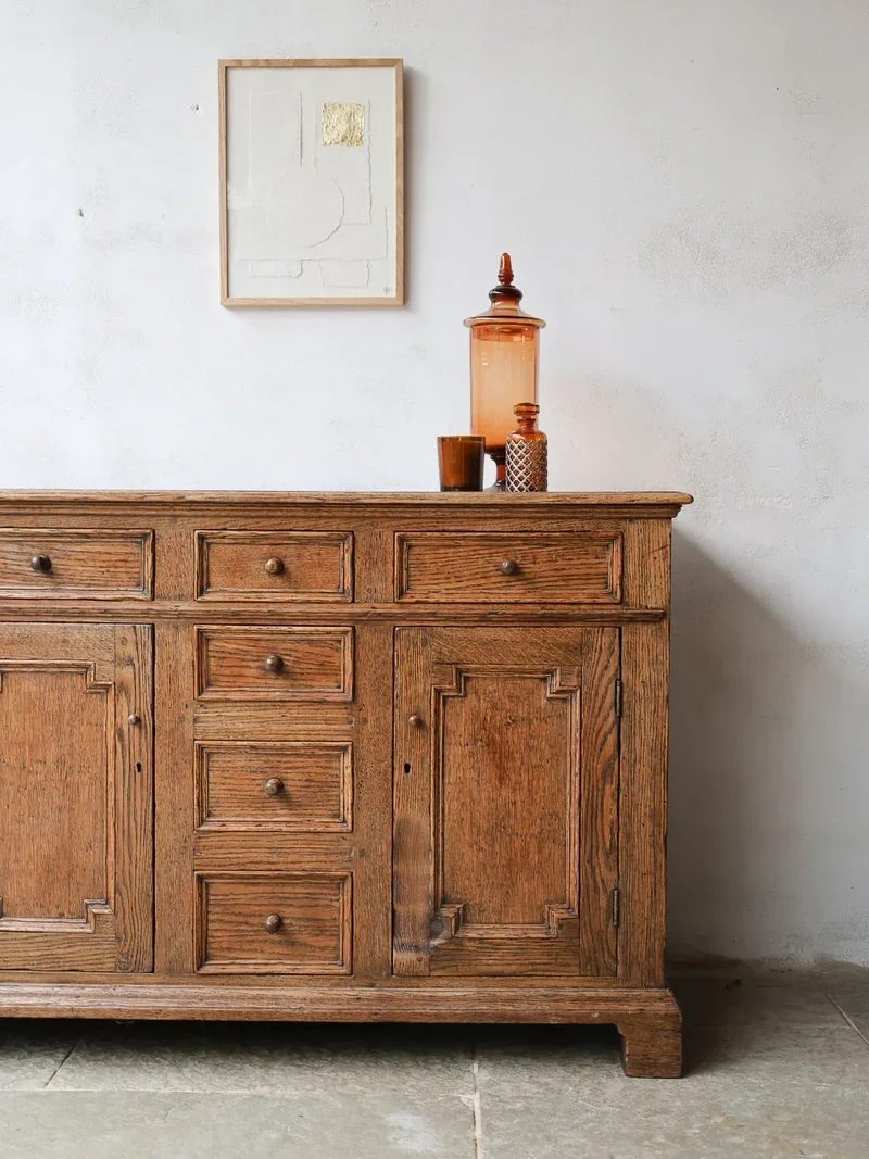 Gilbert, le buffet de métier en chêne massif N°684