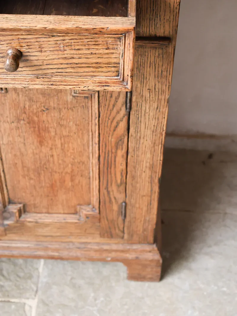 Gilbert, le buffet de métier en chêne massif N°684
