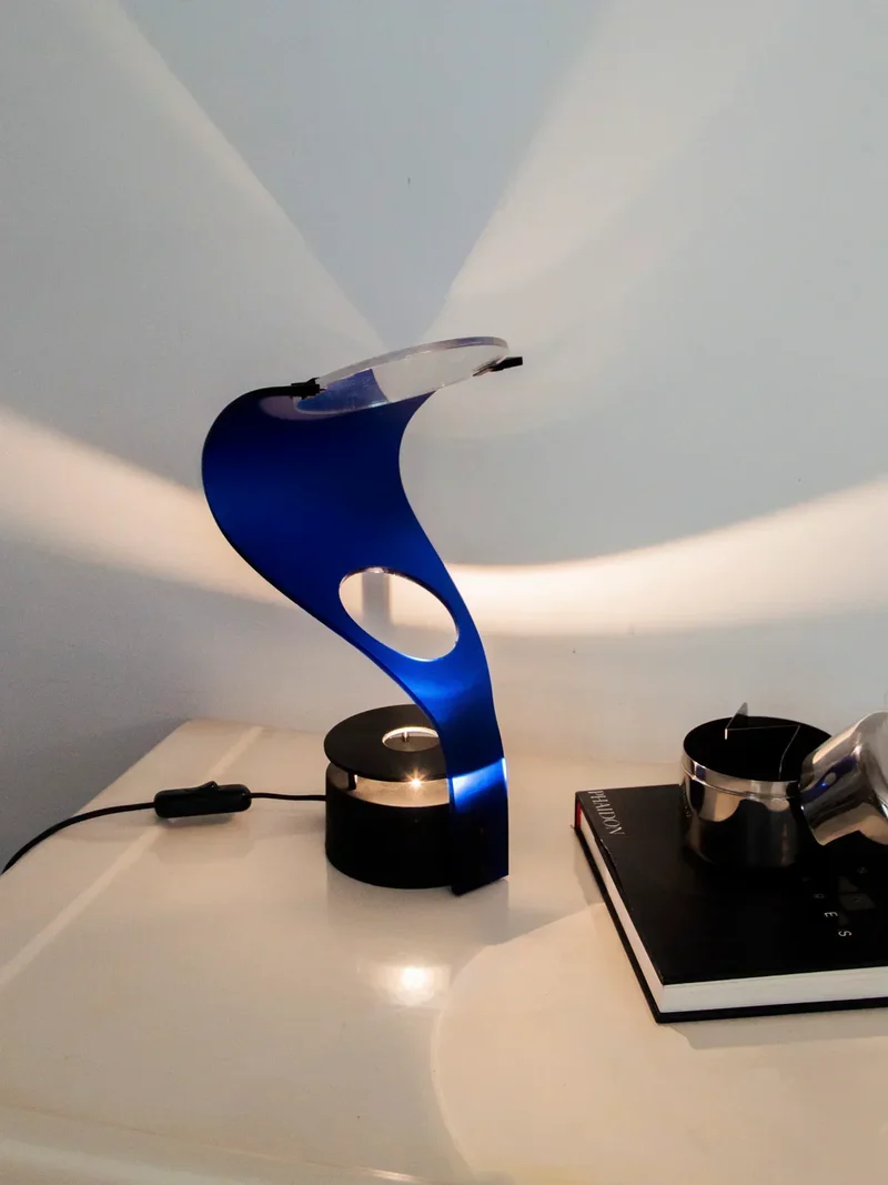 Julia, la lampe en verre Cobra De Marchi N°818
