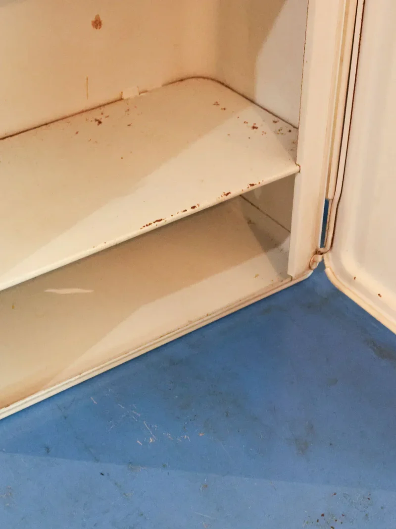 Gaëlle, l'armoire à pharmacie métallique blanche N°717