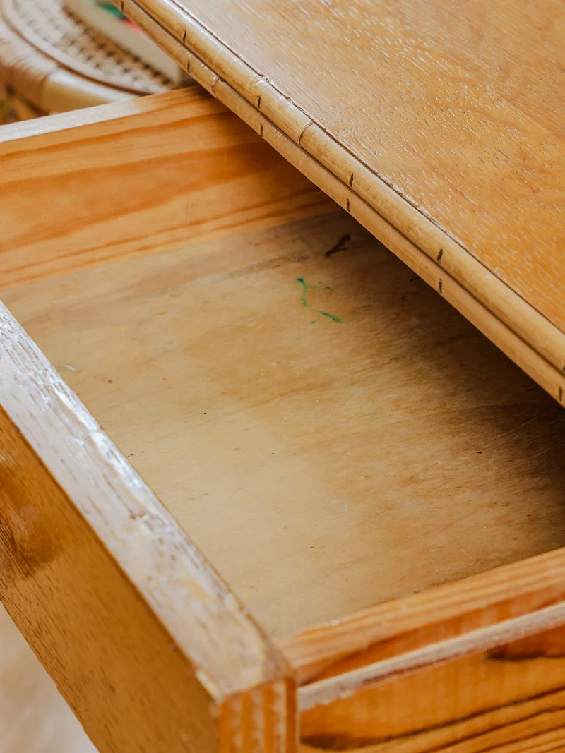 Edouard, le bureau vintage en rotin N°555