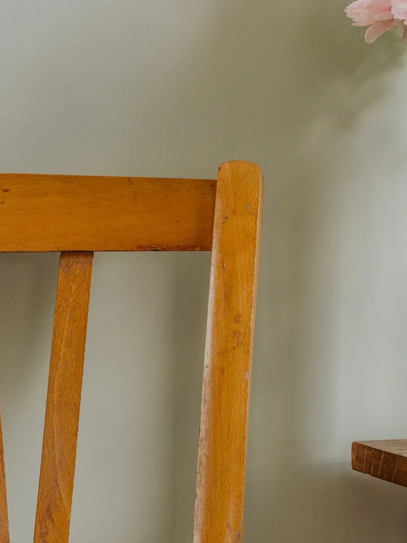 Claude, la chaise bistrot en bois N°1007
