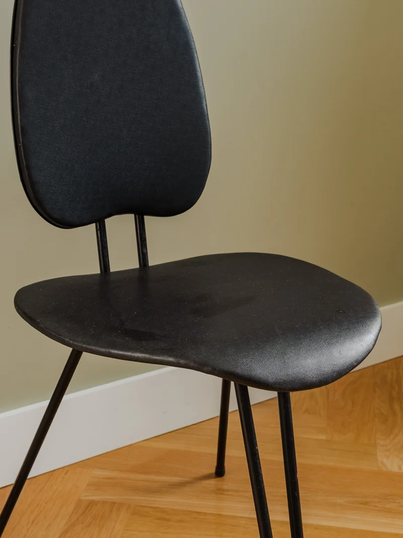 Alma, la paire de chaises noires N°1291